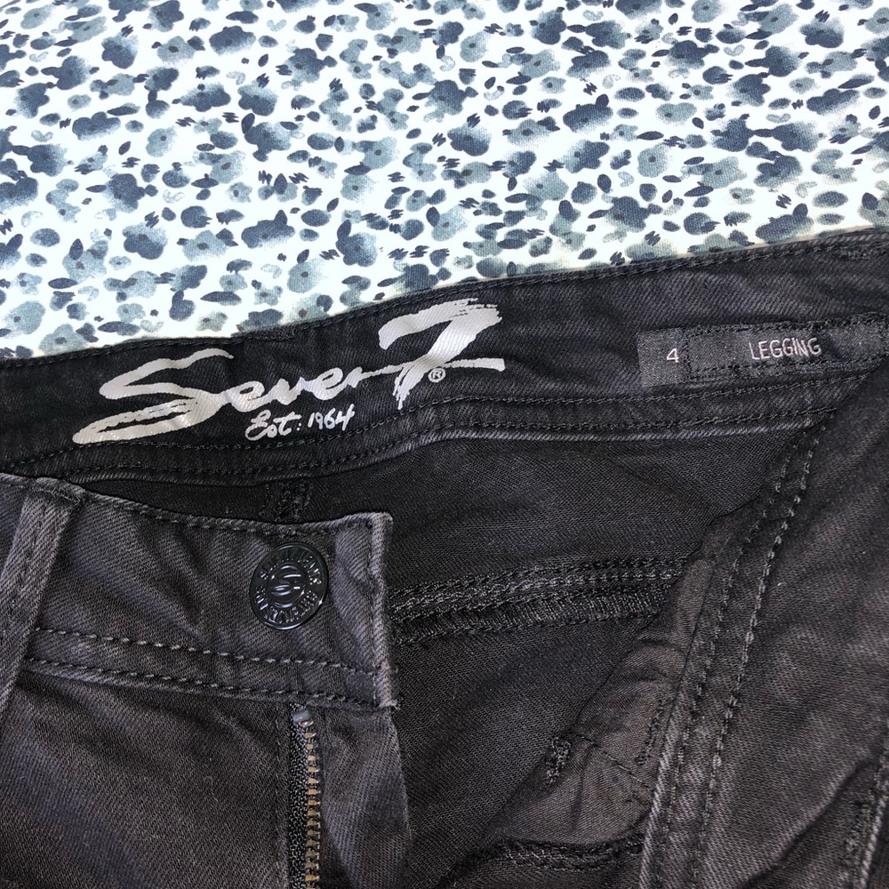 NWOT Seven7 Black Legging Jeans - Picture 5 of 7